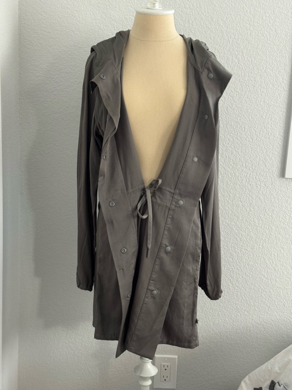 NWT Lululemon City Stroll Jacket *8* - Picture 7 of 10